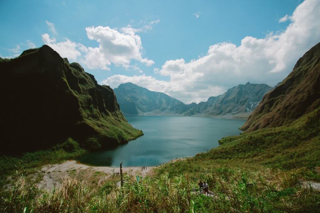 Visit Pinatubo crater Philippines