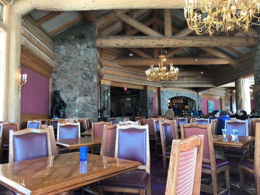 Cafeteria style dining