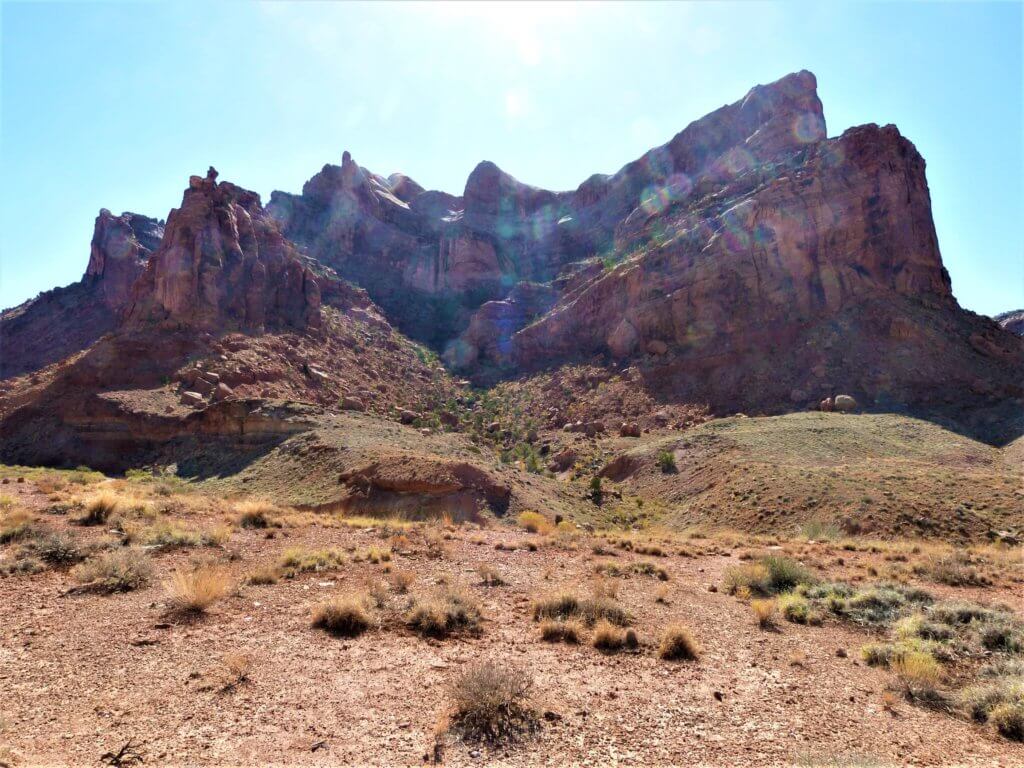 Canyonlands Syncline loop trail