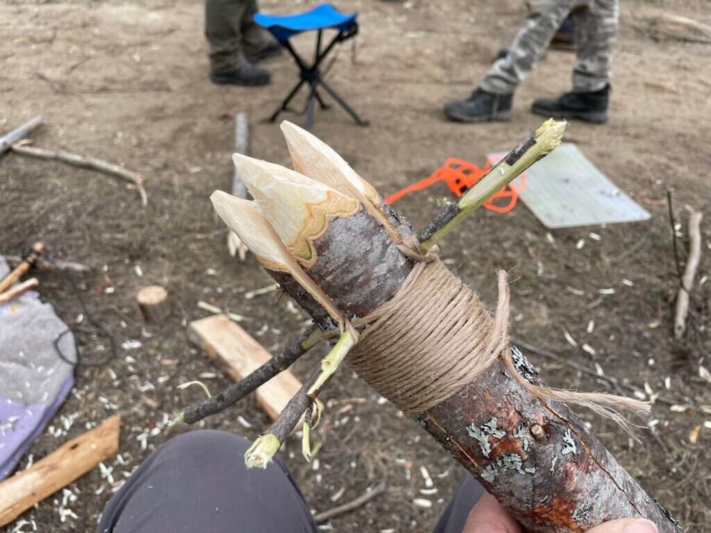 How to make primitive tools