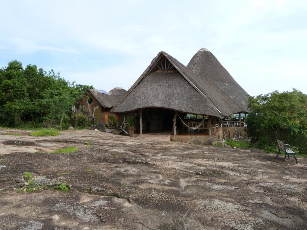 advantages of ecotourism