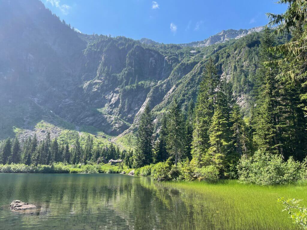 Trail Guide: Hiking the Heather Lake Trail, Washington