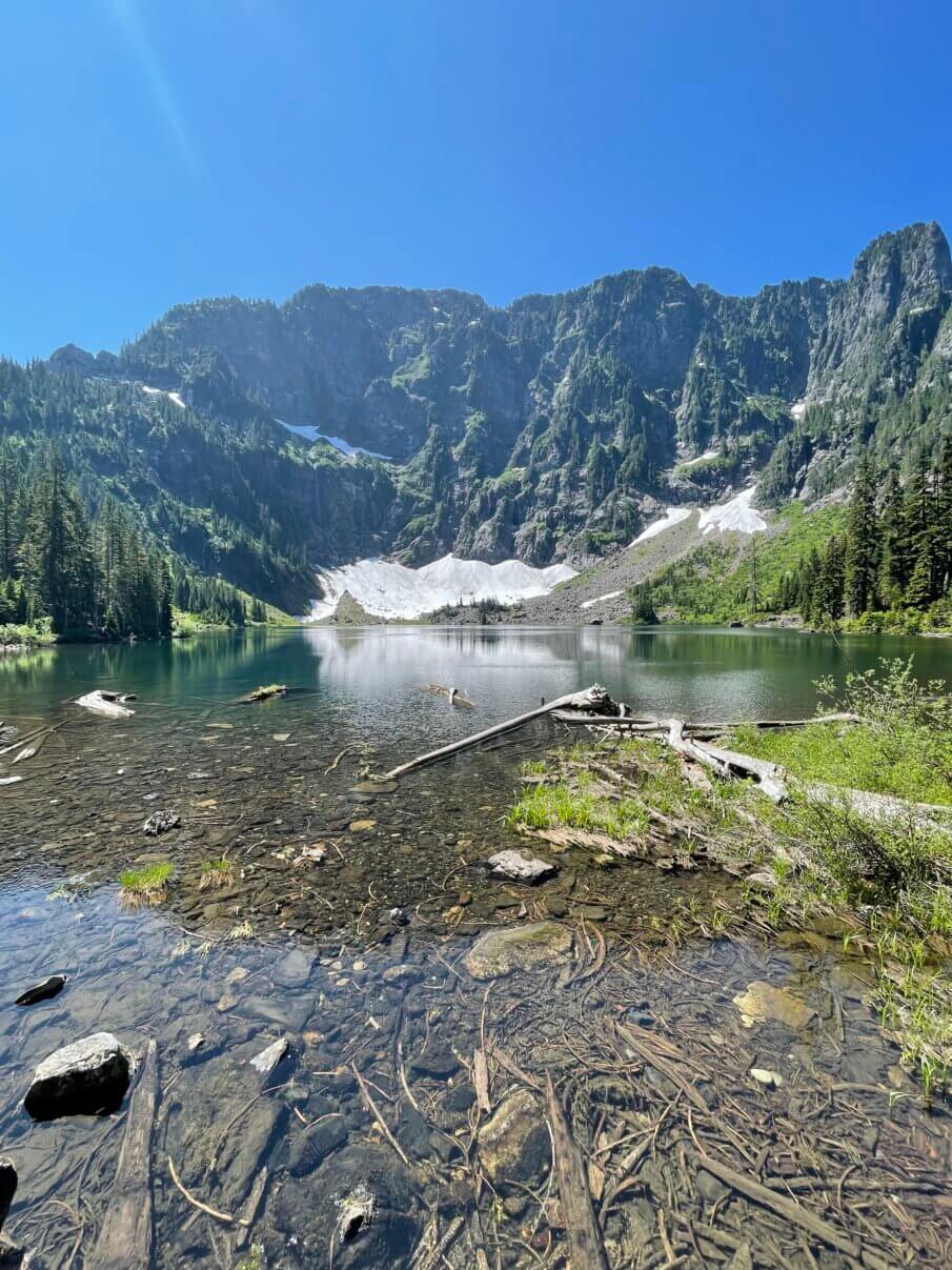 hike Lake TwentyTwo