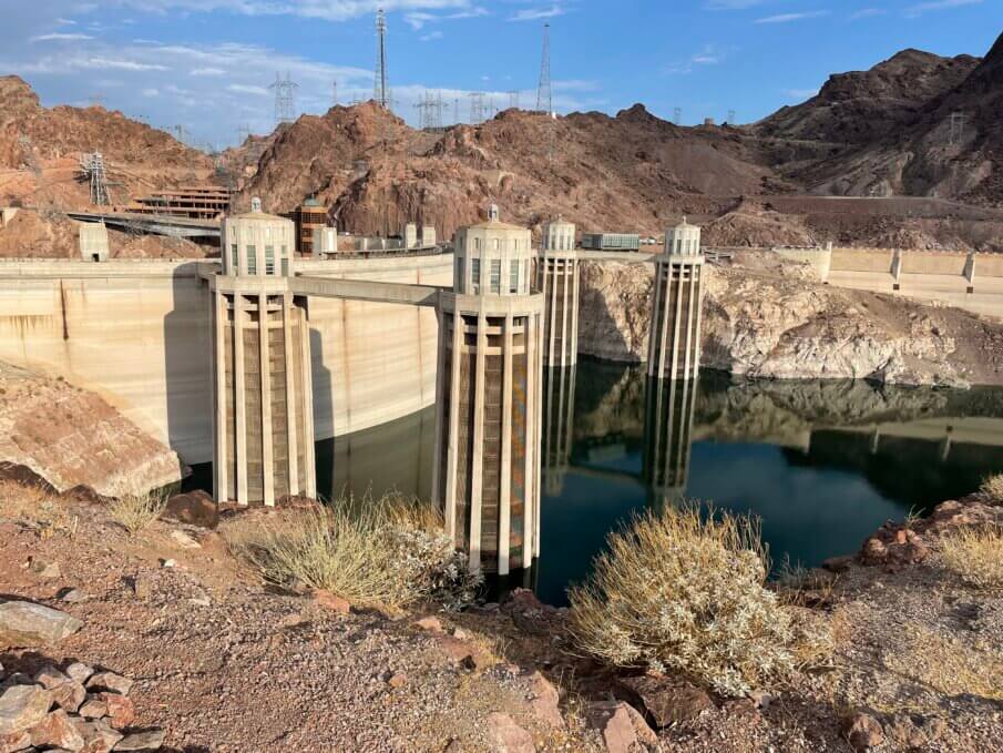 visiting Hoover Dam