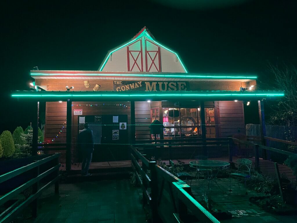 best live music venues in Skagit