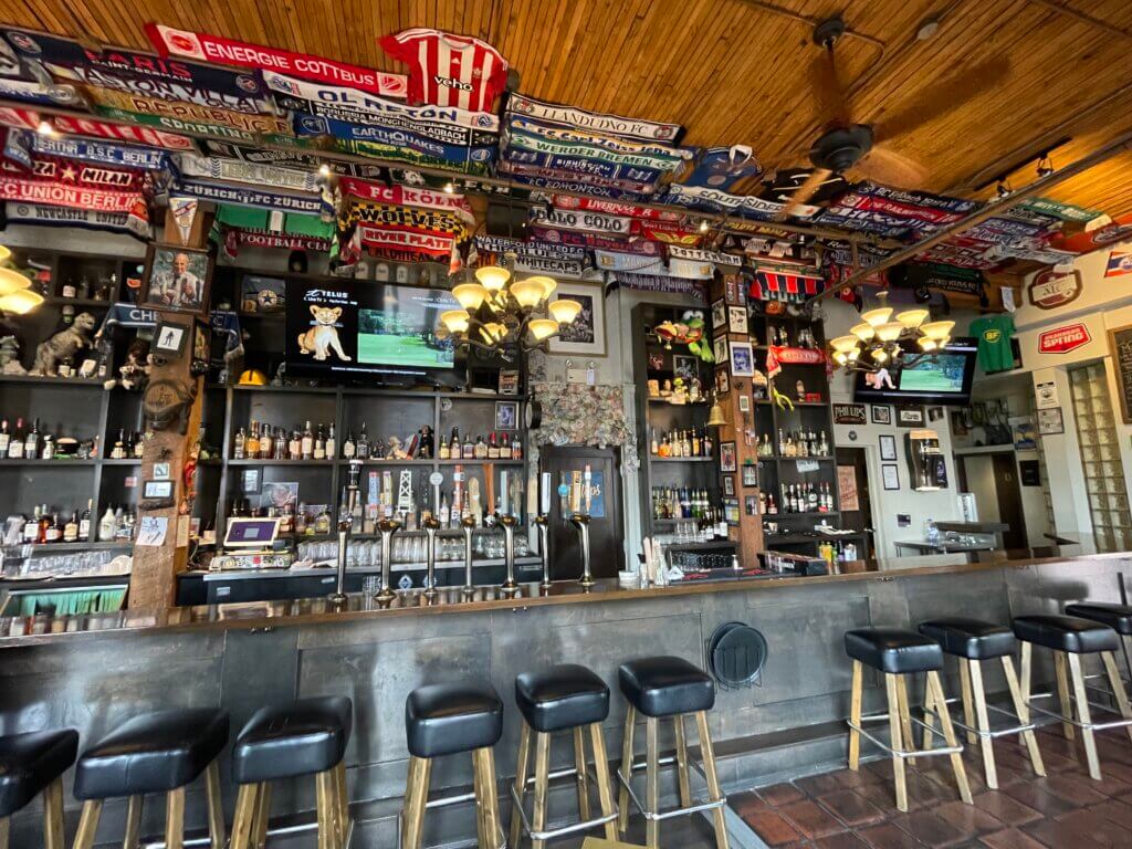 unique bars in Gastown