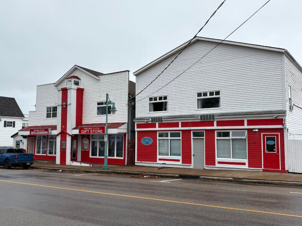 budget friendly waterfront hotel Digby